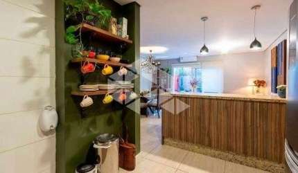 CASA EM CONDOMÍNIO NO BAIRRO TRISTEZA, PRÓXIMO A AV. WENCESLAU ESCOBAR