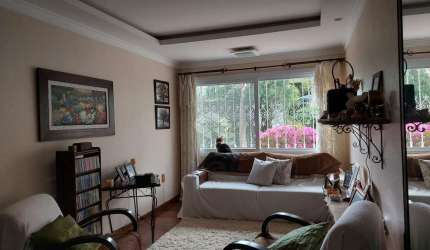 EXCELENTE CASA EM CONDOMINIO