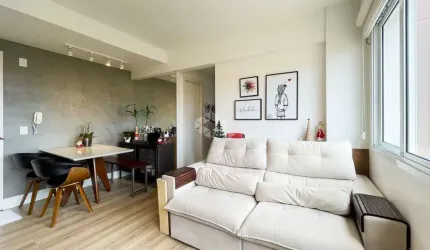 Apartammento de 2 dormitórios, sendo 1 suíte, churrasqueira, infraestrutura completa