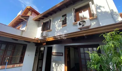 CASA NO JARDIM ISABEL COM 03 QUARTOS/DORMITÓRIOS/01SUÍTE