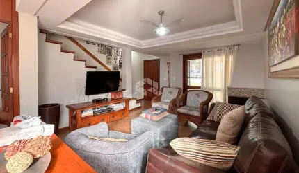 Casa em Condomínio no bairro Tristeza, 3 quartos/suíte, 2 vagas com Vista para o Guaíba