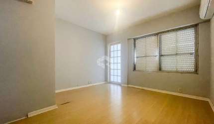 Apartamento de 1 dormitório na Cidade Baixa á venda