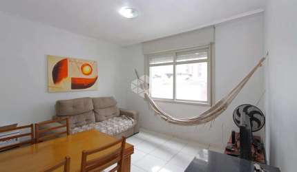 Apartamento 02 dormitórios no bairro Santana, em Porto Alegre