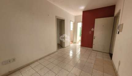 Apartamento de 1 dormitório com pátio próximo a praça da Encol