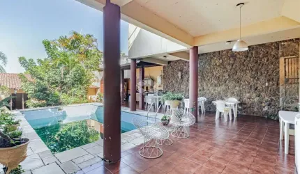 Credito Real vende linda casa na zona sul , bairro Cristal