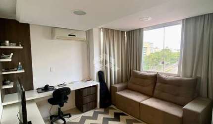 1 dormitorio todo Mobiliado com 1 vaga de garagem em frente a PUC