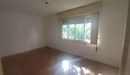 Apartamento de 03 dormitórios/quartos com dependencia