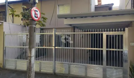 Vendo Casa Sobrado 141m² 2 Dormitórios 1 Suíte 3 Vagas de Garagem no Jardim Trussardi  São Paulo -SP