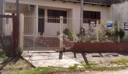 Crédito Real Petrópolis Vende ampla Casa de 4 dormitórios