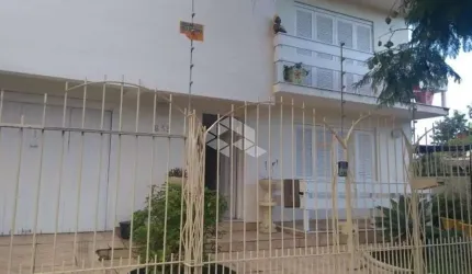 Crédito Real  Vende Casa com 4 dormitórios