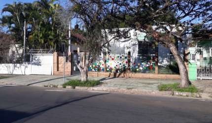 casa com 80,00m2 em terreno de 550,00m2