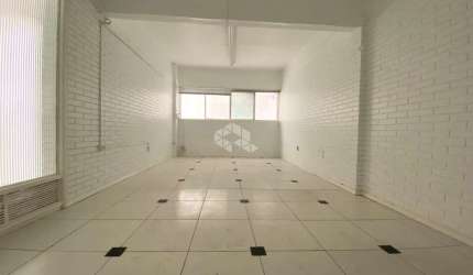 Apartamento 02 dormitórios, possibilidade de Pátio, Centro Histórico - Porto Alegre, com elevador.