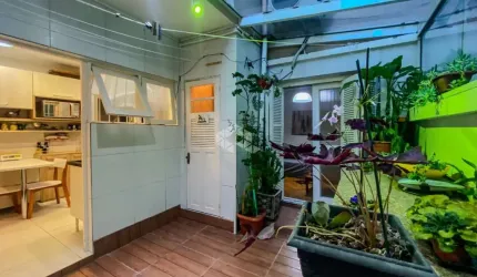 Apartamento garden com 2 dormitórios, terraço coberto, 92 m² privativos, bairro São Geraldo, Porto Alegre
