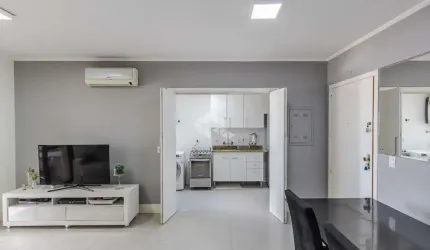 2 dormitórios, suíte, churrasqueira e 2 vagas na Av. Nilo Peçanha!