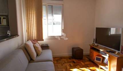 Apartamento 2 dormitórios com vaga no Jardim Botânico