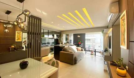 APARTAMENTO SOMIMOBILIADO COM 2 DORMITÓRIOS E AMPLA SACADA