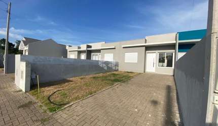 CASA GEMINADA 02 DORMITÓRIOS NA JOÃO ALVES