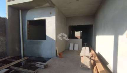 Casa geminada em construção com 2 dormitórios no bairro Esmeralda