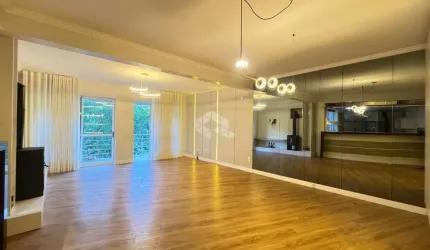 Apartamento semimobiliado 03 dormitórios em condomínio fechado no Bairro Santo Inácio