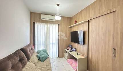 Apartamento semimobiliado de 2 dormitórios!