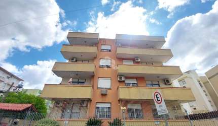 Amplo apartamento semi mobiliado 3 dormitórios, 1 suíte, com garagem no bairro Nª Sª de Fátima
