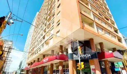 Apartamento a venda no Edifício Augusto com 03 dormitórios.