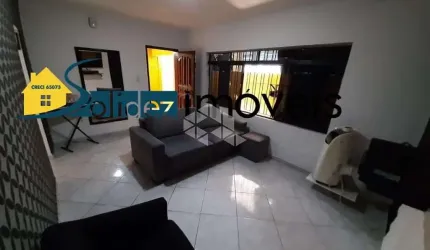 CASA COM EDICULA A VENDA
