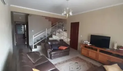 CASA SOBRADO EM JARAGUA