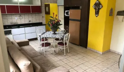 CASA RESIDENCIAL NO BAIRRO CACHOEIRA DO BOM JESUS, EM FLORIANÓPOLIS, SC, SEMI-MOBILIADA, CHURRASQUEIRA, 4 DORMITÓRIOS SENDO 3 SUÍTES, 7 VAGAS GARAGEM.