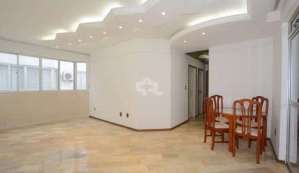 APARTAMENTO BAIRRO CAPOEIRAS, FLORIANÓPOLIS, SC, TERRAÇO, 03 DORMITÓRIOS, 01 SUÍTE, 01 VAGA DE GARAGEM.