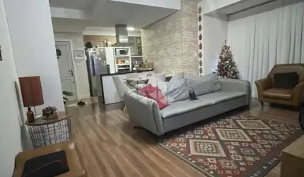 APARTAMENTO GARDEN COM 3 QUARTOS SENDO 1 SUÍTE E 1 VAGA DE GARAGEM DE GARAGEM NO BAIRRO ESTREITO EM FLORIANÓPOLIS/SC