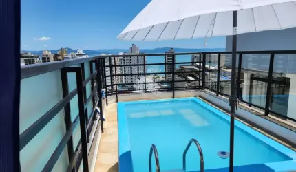 COBERTURA DUPLEX À VENDA DE 3 QUARTOS SENDO 1 SUÍTE E 02 VAGAS DE GARAGEM NO BAIRRO CENTRO EM FLORIANÓPOLIS/SC