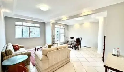 APARTAMENTO Á VENDA COM 3 QUARTOS SENDO 1 SUÍTE E 2 VAGAS DE GARAGEM NO BAIRRO CANTO EM FLORIANÓPOLIS/SC.