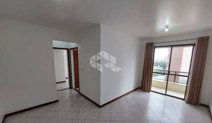 APARTAMENTO À VENDA COM 2 QUARTOS E 1 VAGA DE GARAGEM NO BAIRRO BARREIROS EM SÃO JOSÉ/SC.