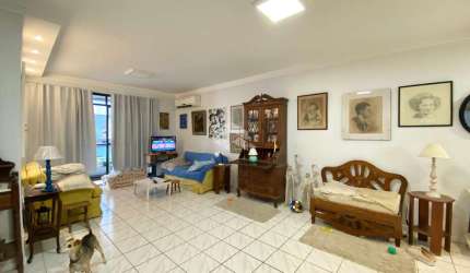 APARTAMENTO À VENDA COM 3 QUARTOS E 1 SUÍTE E 1 VAGA DE GARAGEM NO BAIRRO ESTREITO EM FLORIANÓPOLIS/SC