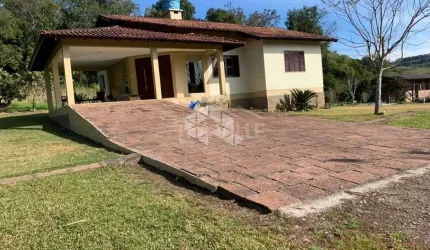 ROLANTE - Chácara com 6.4 hectares - 02 casas, 01 c/2 dorm. e outra com 03 dorm.