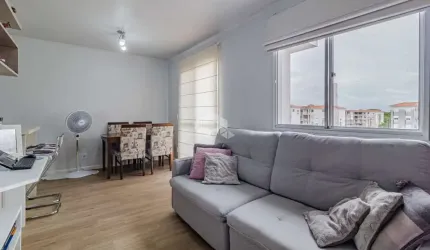 Apartamento  2 dormitórios/Quartos. Sacada. Vaga escriturada. Infraestrutura Condomínio.