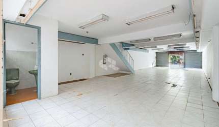 Oportunidade Única: Prédio Comercial na Rua Mariante, Bairro Rio Branco