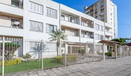 Apartamento térreo no bairro Santa Maria Goreti