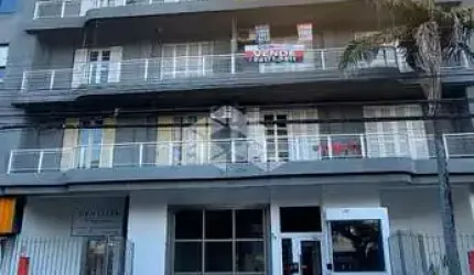 Apartamento com 3 dormitórios com suíte lno bairro farroupilha.