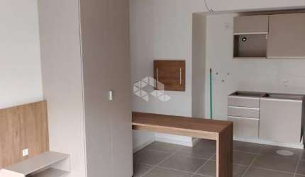 Studio Semi Mobiliado c/ Sacada e Vaga - Jardim Botânico