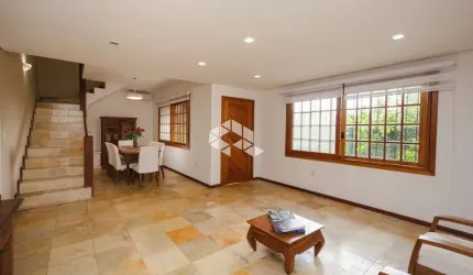 Casa em Condomínio com 2 dormitórios, 201m2 no bairro Tristeza