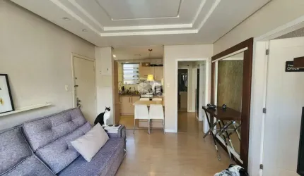 Ampo apartamento com 3 dormitórios, reformado, no Bairro Cidade Baixa em Porto Alegre/RS.