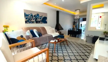 Casa - 2 Dorm - Condomínio - Zona Sul