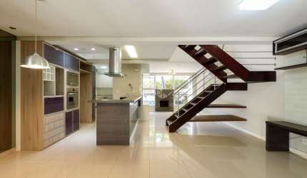 Casa em condominio com infra, Desocupada com 3 dormitórios  no Bairro Ipanema.