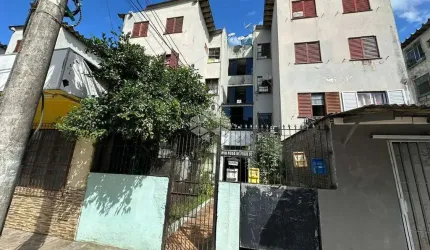 Apartamento com 02 dormitórios no Bairro Maria Regina/Alvorada.