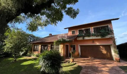Casa de 4 Dormitórios no Bairro São lucas em Viamão