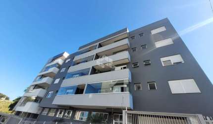 Vende excelente apto no Panazzolo 3 dormitórios 1 suíte.