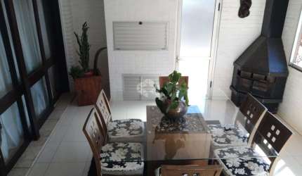 Apartamento no bairro Marechal Floriano com 2 dormitórios e 2 vagas.