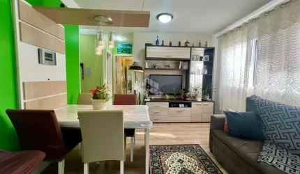 Apartamento 2 dormitorios 1 vaga Semi mobiliado Pioneiro